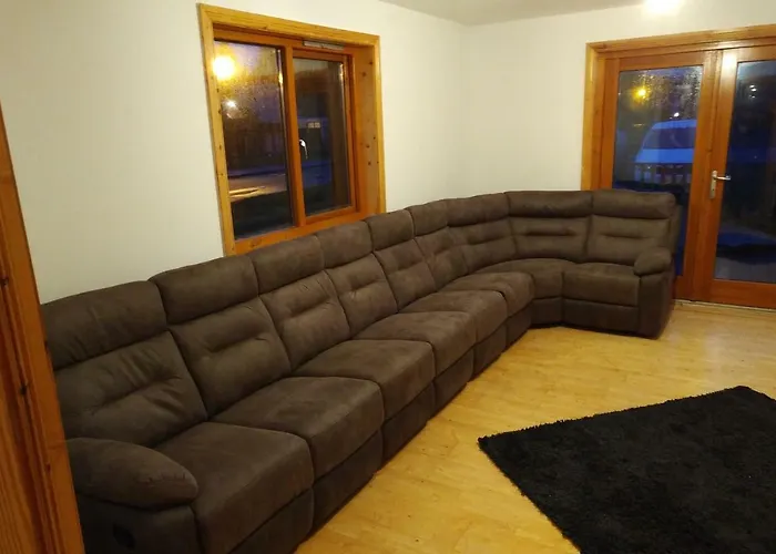 14 Drumcoura Semesterbostad *